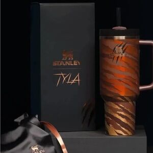 Stanley Tiger Stripe Tumbler - Black and Brown new with box and bag